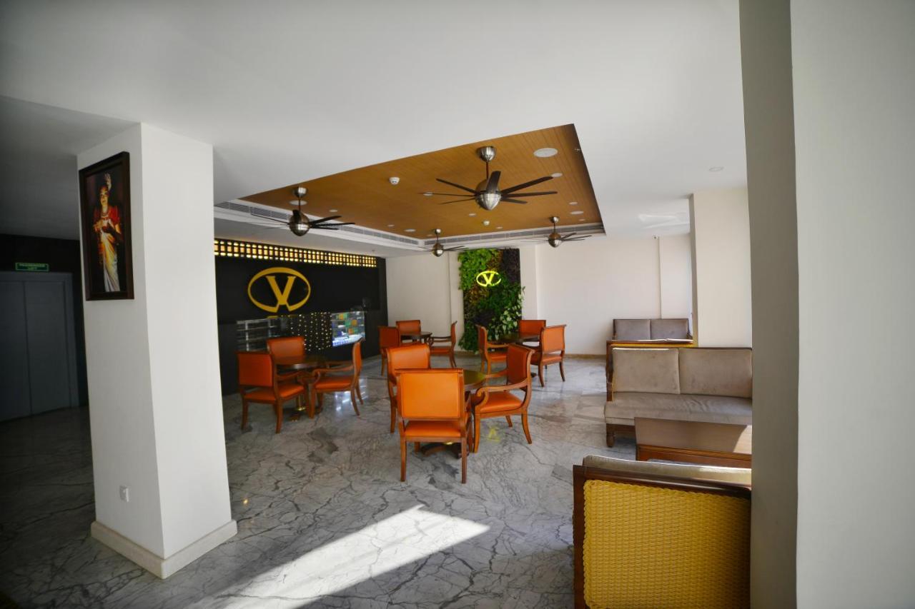 Vivin Luxury Suites Тривандрум Экстерьер фото
